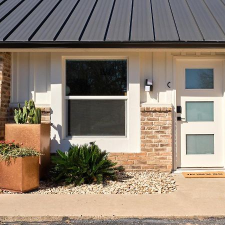 Midcentury Couples Designer Loft - Casa Tuya Διαμέρισμα Όστιν Εξωτερικό φωτογραφία